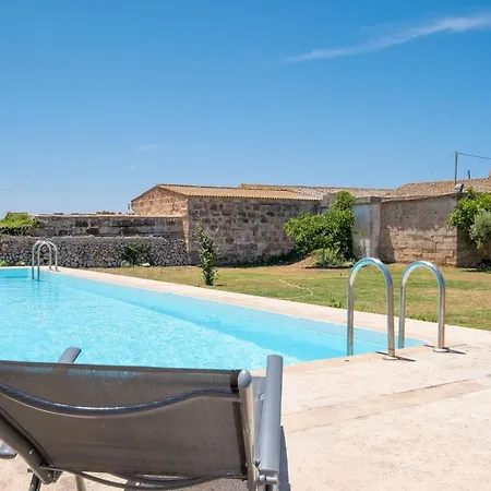 Villa Lloc De Monges